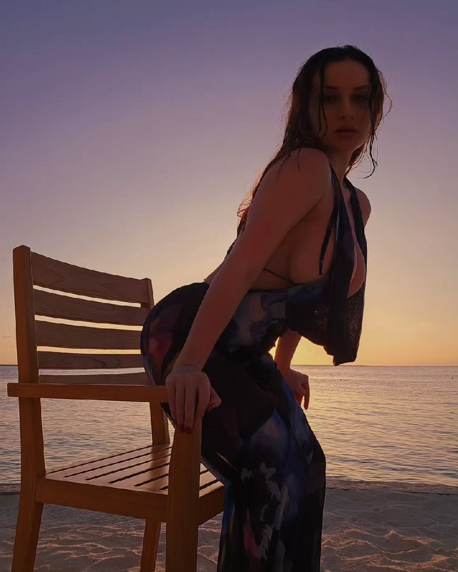 Sexy girl Miranda Faith nude in Sao Gonçalo